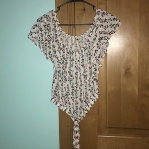 AEO OFF THE SHOULDER TOP